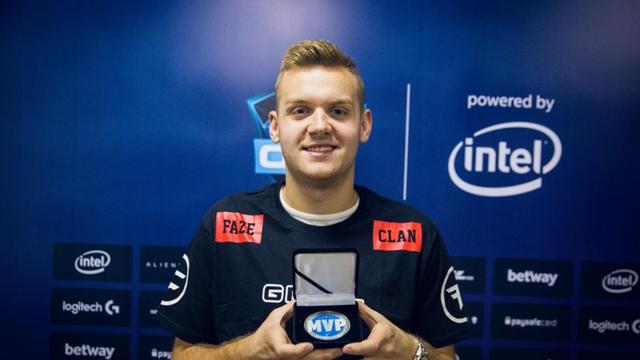 JDG夺得2023LPL夏季赛总决赛冠军